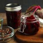 Как закрыть свеклу на зиму: 5 вкусных и практичных заготовок для борща, салатов и закусок